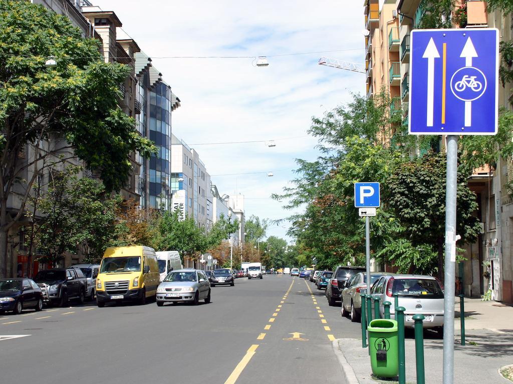 Arriva Apartment, Optional Indoor Parking Budapest Esterno foto