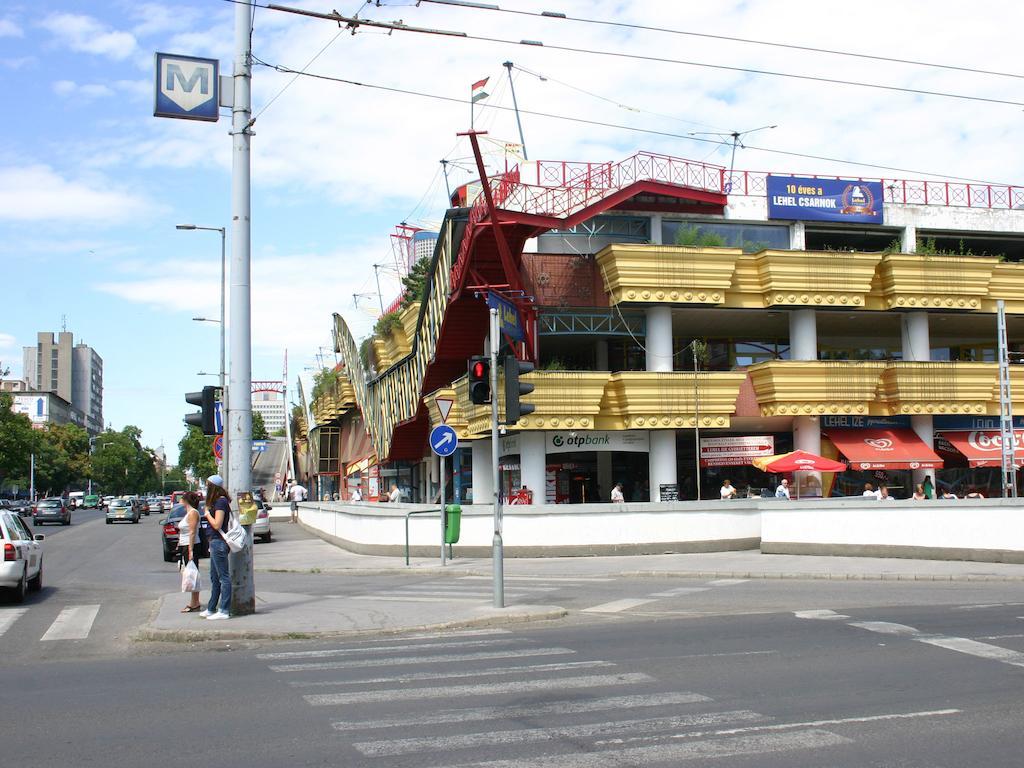 Arriva Apartment, Optional Indoor Parking Budapest Esterno foto