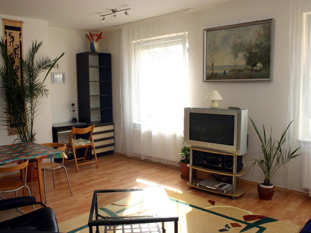 Arriva Apartment, Optional Indoor Parking Budapest Esterno foto