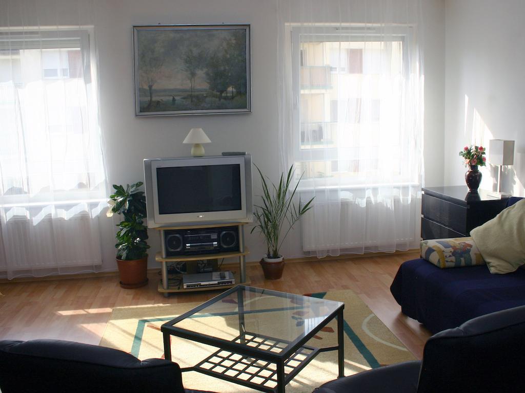 Arriva Apartment, Optional Indoor Parking Budapest Camera foto